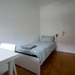 Tesla House Hostel Lublana