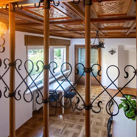 Hostel Tesla House