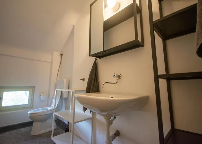 旅馆 Tesla House *