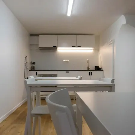 Tesla House Любляна