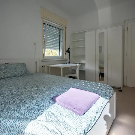 Hostel Tesla House