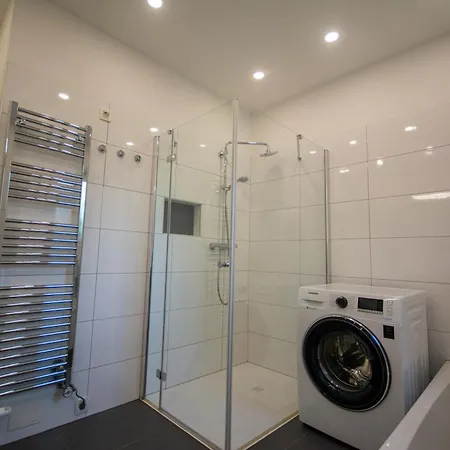 Tesla House Hostel Lublana