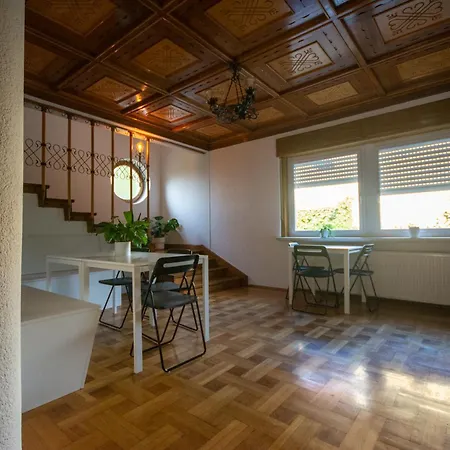 Hostel Tesla House Lublaň